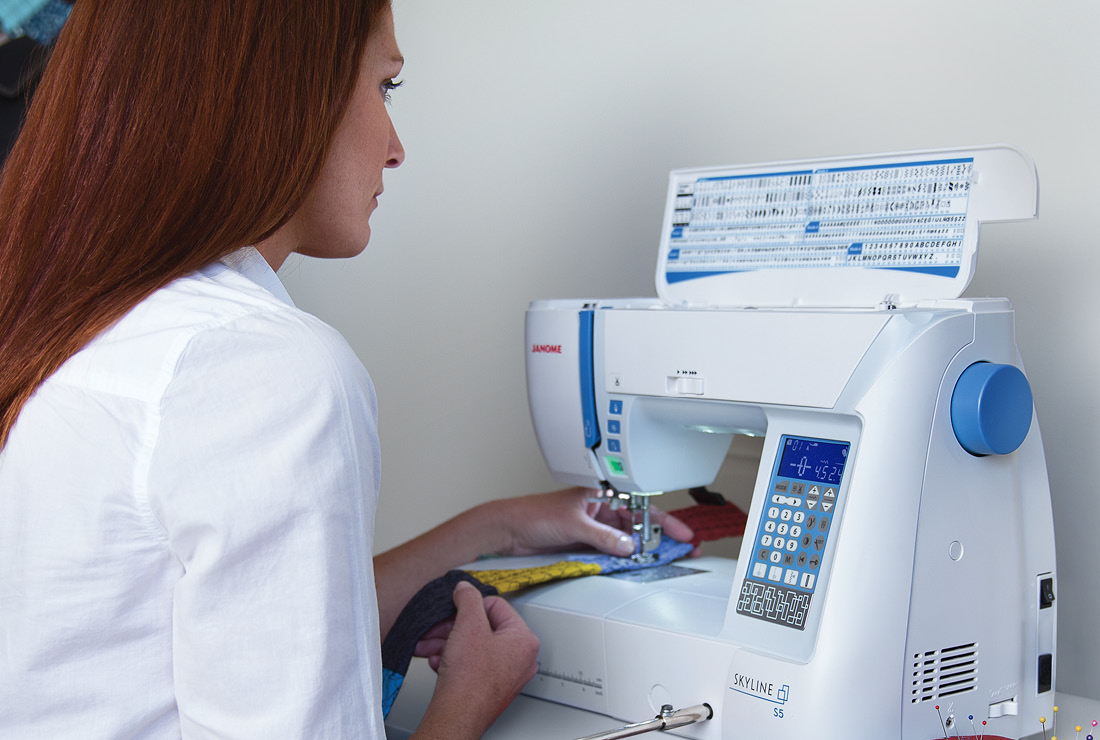 maimero　1207 Skyline S5 - Janome