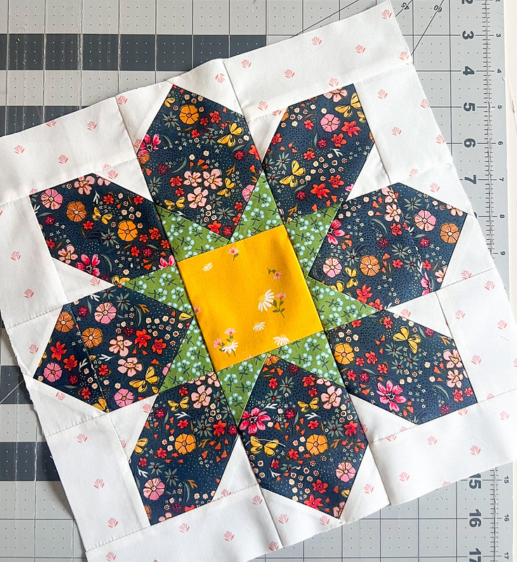 Finished Sawtooth Flower Block 1